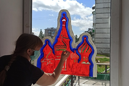 Вологжане участвуют во флешмобе «Окна России»